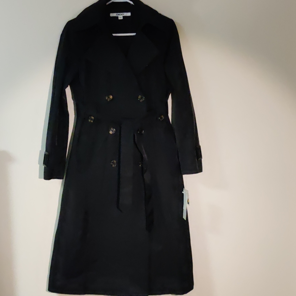 Black DKNY Insulated Belted Raincoat size MP